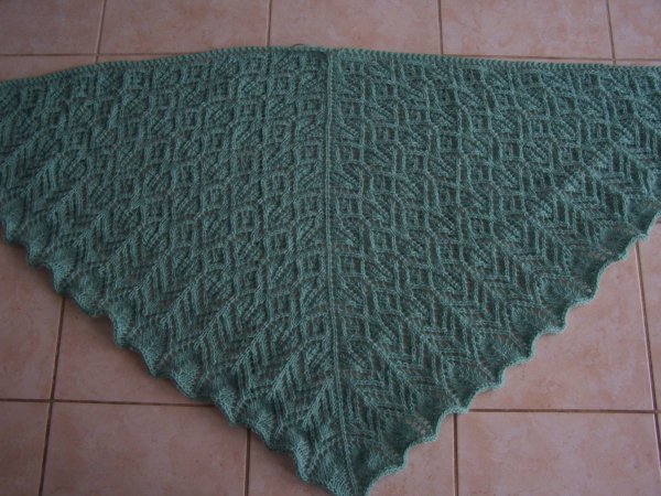 Heartland lace shawl avant blocage